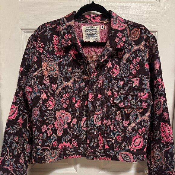 Levi's Jackets & Blazers - women's unique Levi's Jacquard brownish maroon/pink fringe trucker jacket xs